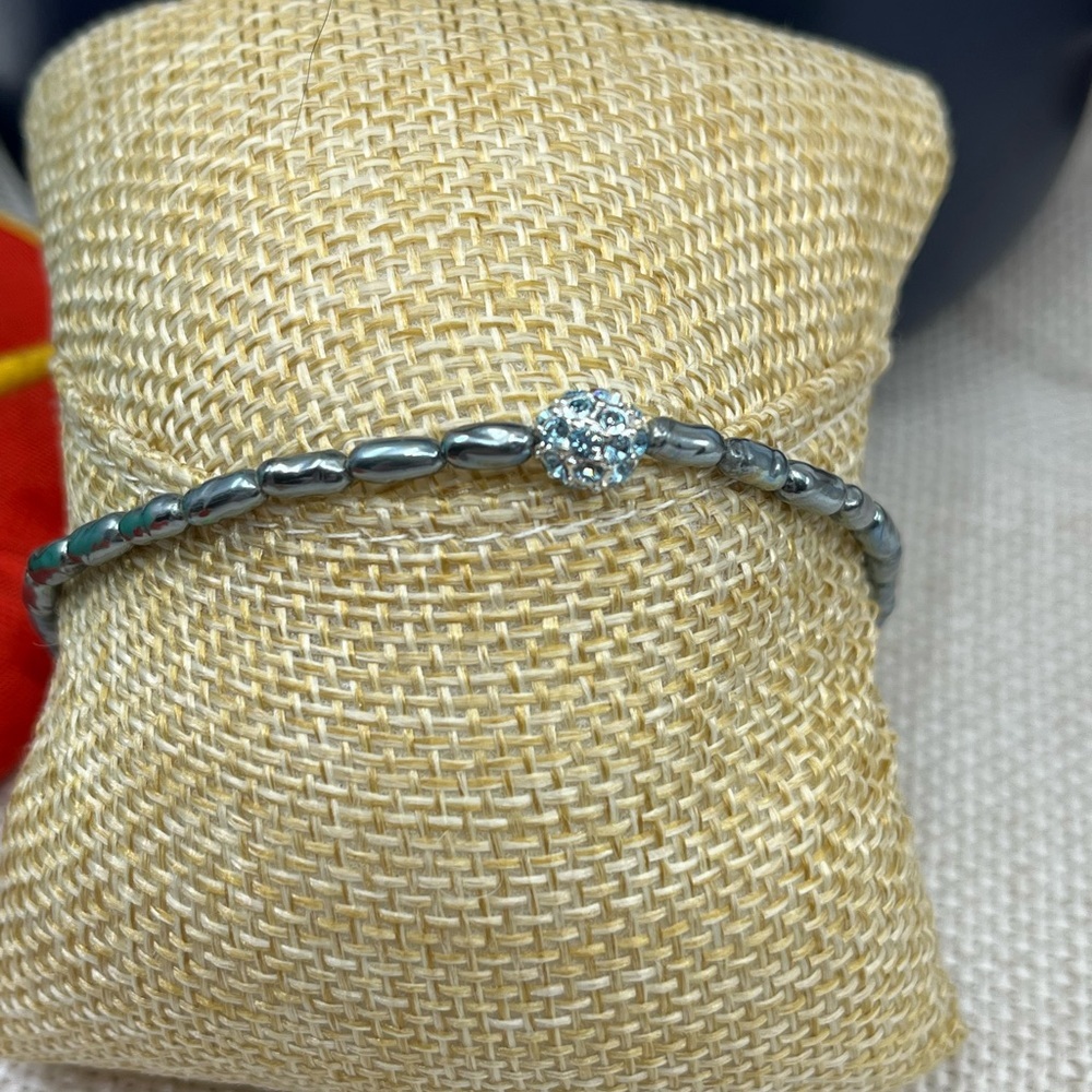 Vintage Hematite and Rhinestone Accented Bracelet – 8” - Picture 10 of 16